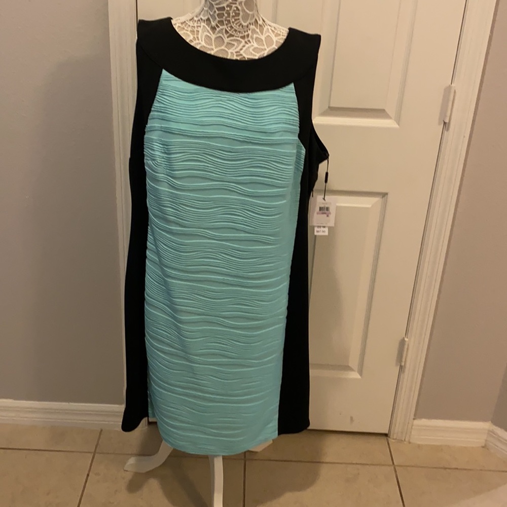 Beautiful black and teal plus size dress 22w NWT
